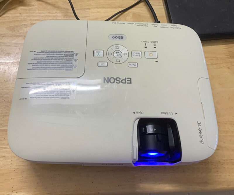 Máy chiếu Epson EB-X9