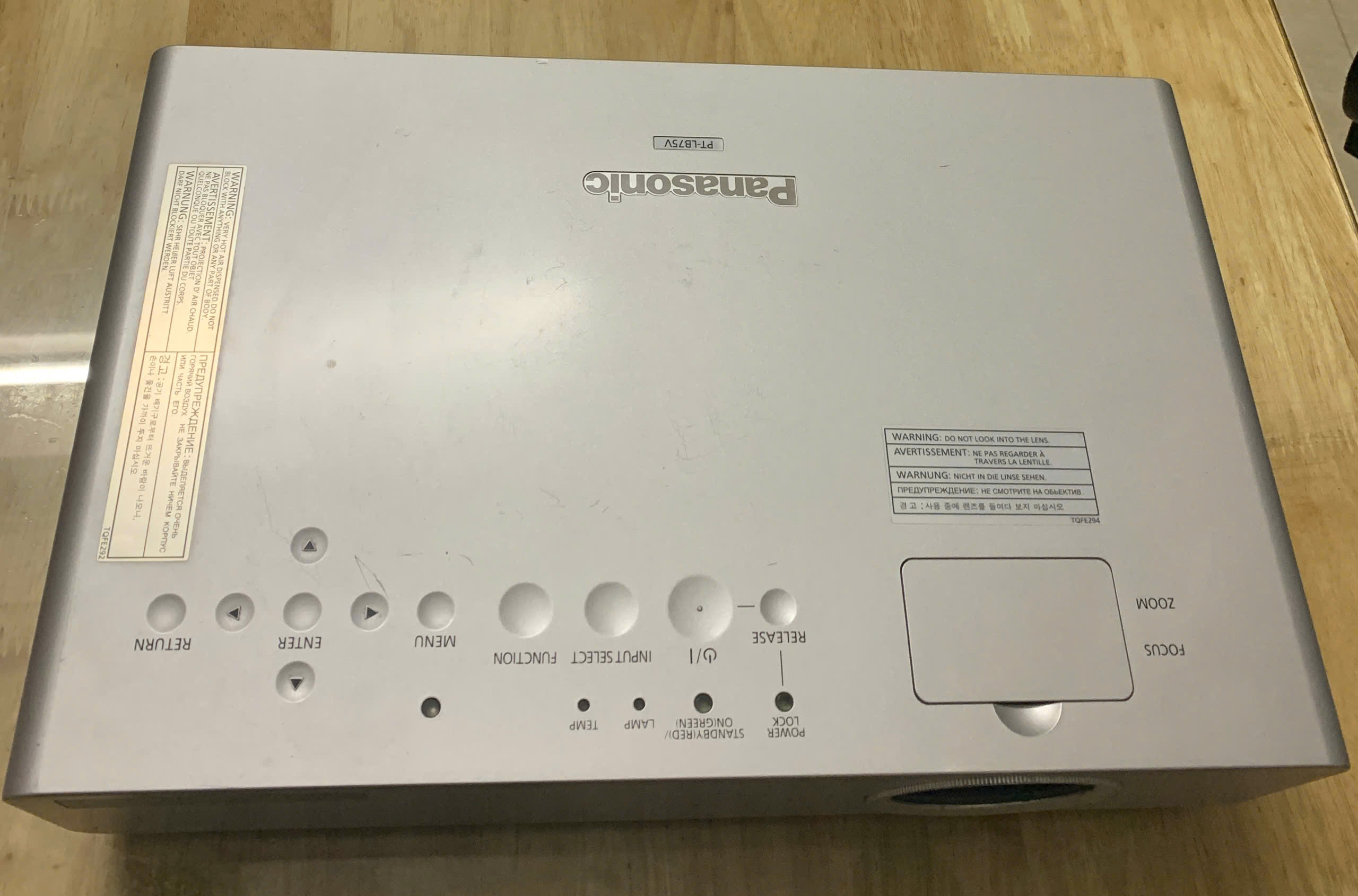 THANH LÝ MÁY CHIẾU PANASONIC PT-LB75V GIÁ RẺ, BẢO HÀNH LÂU DÀI THANH LÝ MÁY CHIẾU PANASONIC PT-LB75V GIÁ RẺ, BẢO HÀNH LÂU DÀI